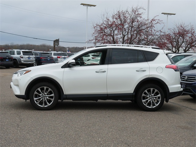 2016 Toyota RAV4 Limited photo 3