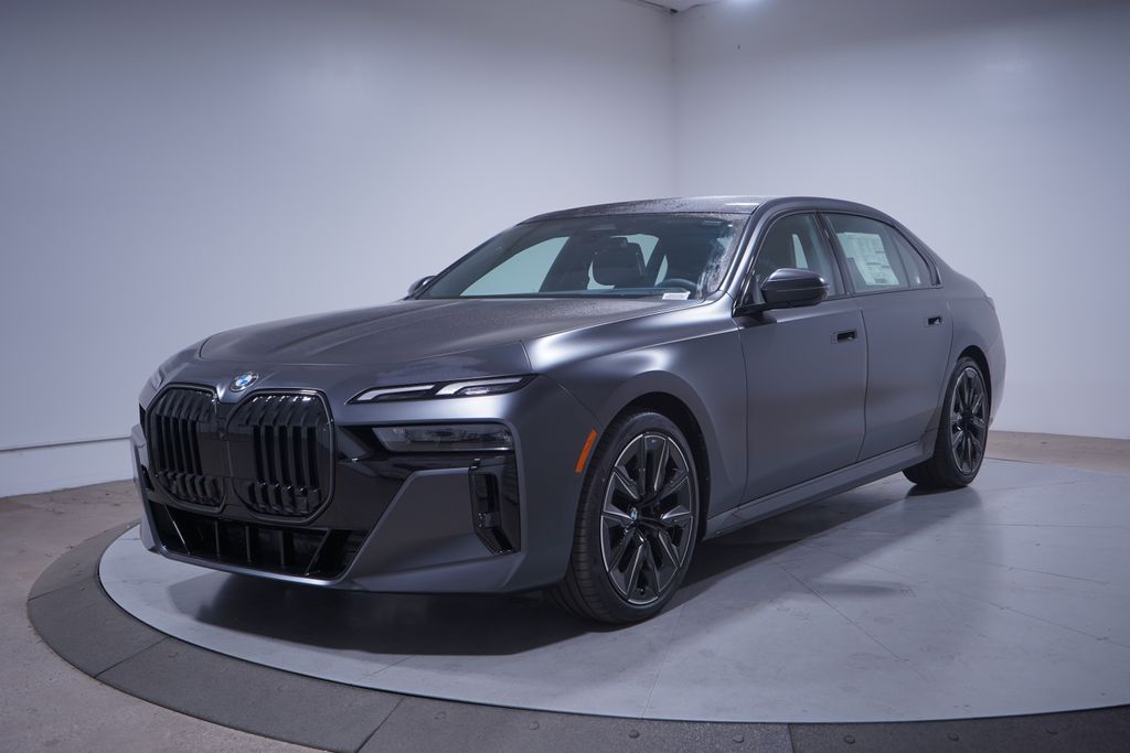 2026 BMW 7 Series 740i's photo