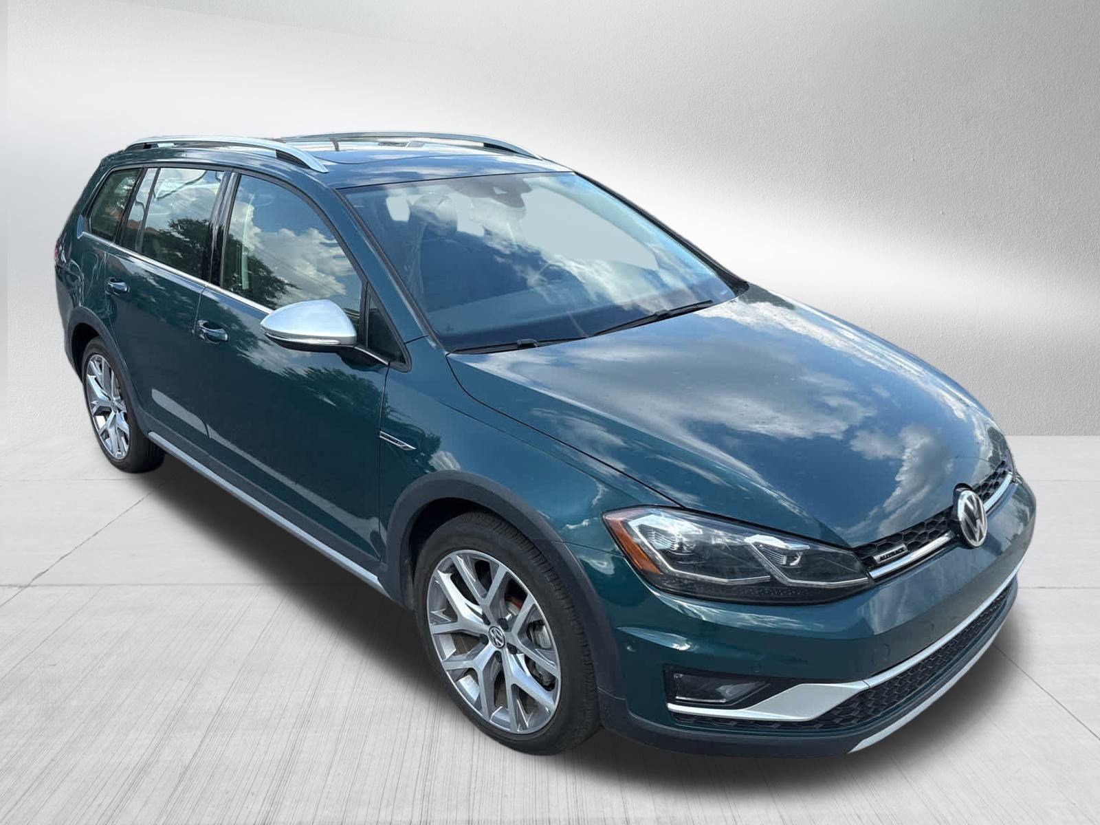 Used 2018 Volkswagen Golf Alltrack Alltrack SEL with VIN 3VWH17AU8JM762465 for sale in Saint Louis Park, Minnesota