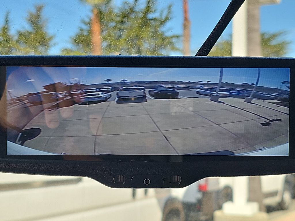 2025 Ford E-350 photo 19