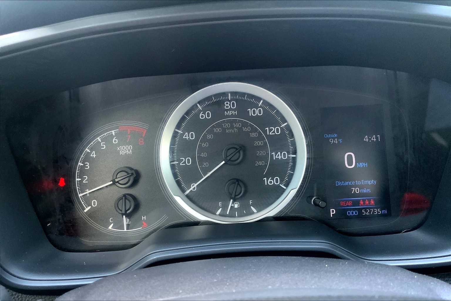 2022 Toyota Corolla LE photo 24