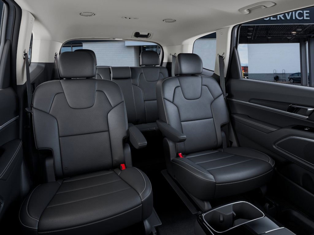 2025 Kia Telluride S photo 14
