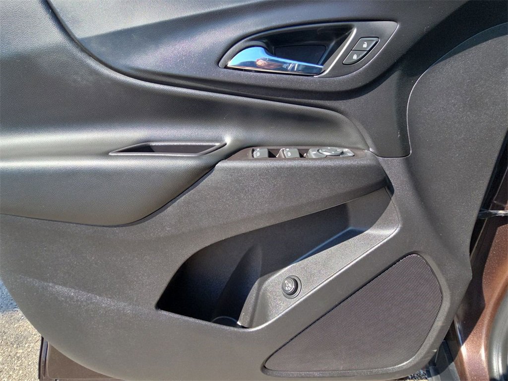 2020 Chevrolet Equinox LT photo 22