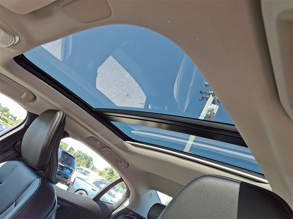 2025 Volvo S60 B5 Core photo 15