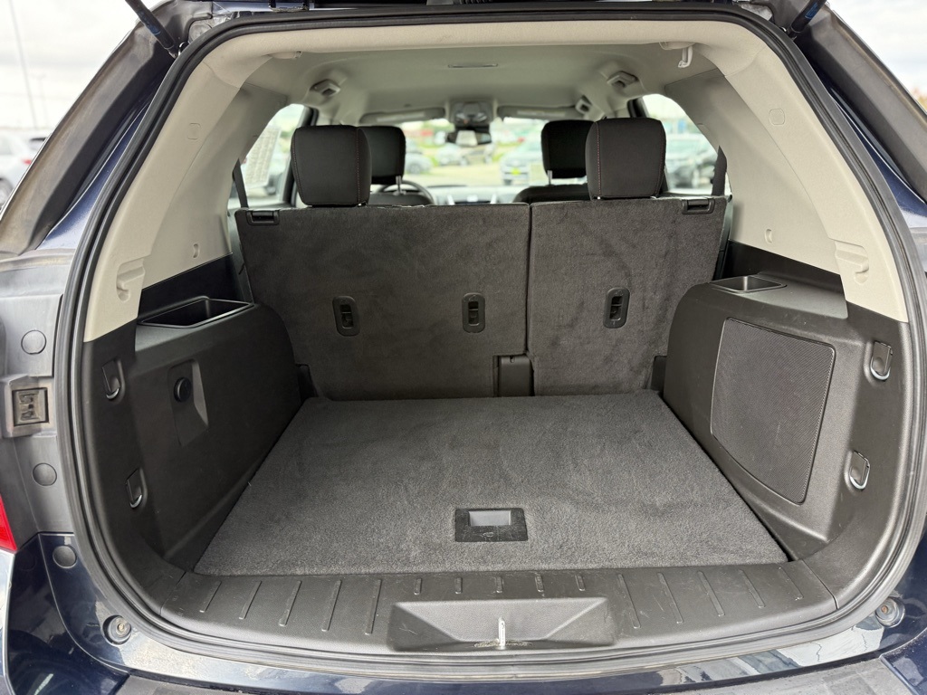 2015 Chevrolet Equinox LS photo 14