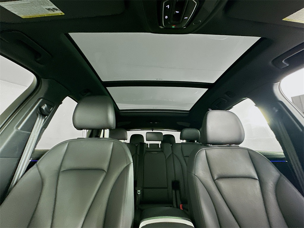2023 Audi Q7 45 Premium Plus photo 20