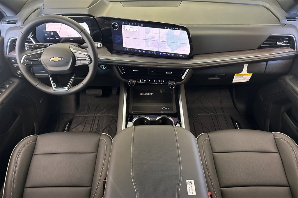 2025 Chevrolet Tahoe Premier photo 13