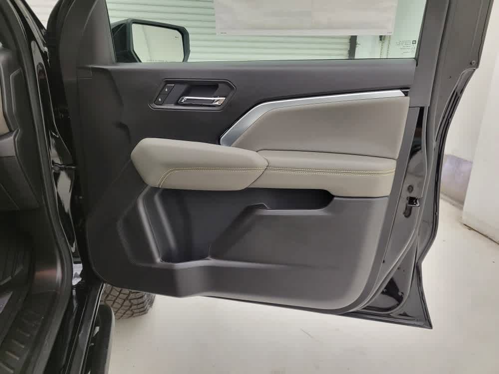 2026 Chevrolet Colorado ZR2 photo 33