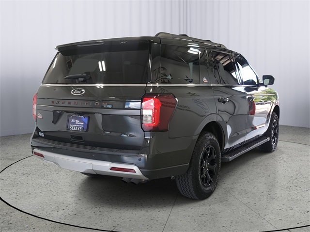 2023 Ford Expedition Timberline photo 3