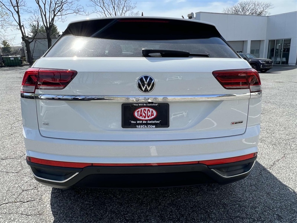 2021 Volkswagen Atlas Cross Sport SE Technology photo 2
