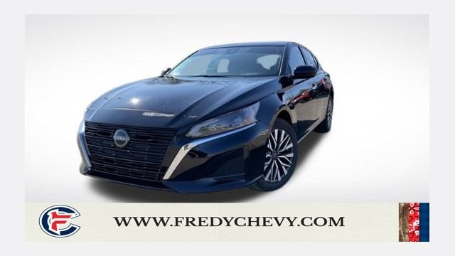 2024 Nissan Altima SV