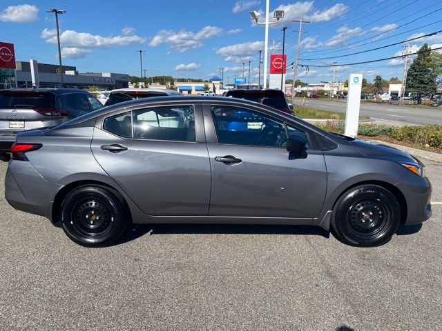 2024 Nissan Versa 1.6 S photo 21