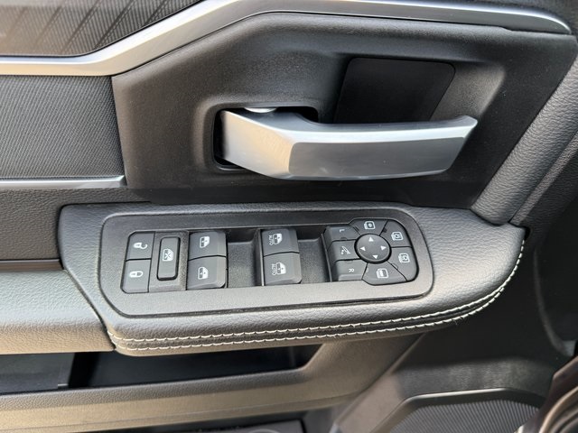 2025 Ram 3500 Big Horn photo 23