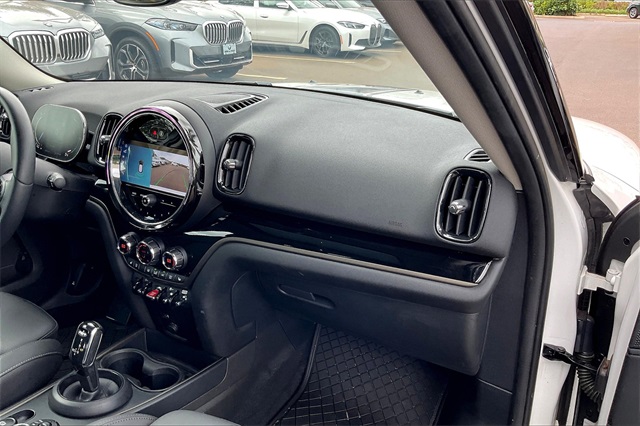 2024 Mini Cooper Signature photo 13