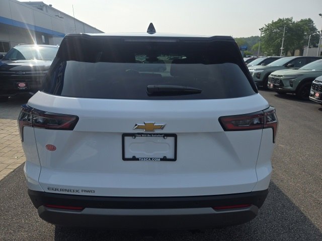 2025 Chevrolet Equinox LT photo 5