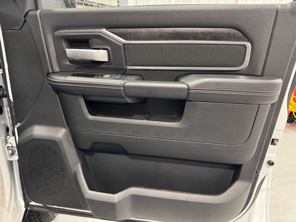2024 Ram 3500 Big Horn photo 16