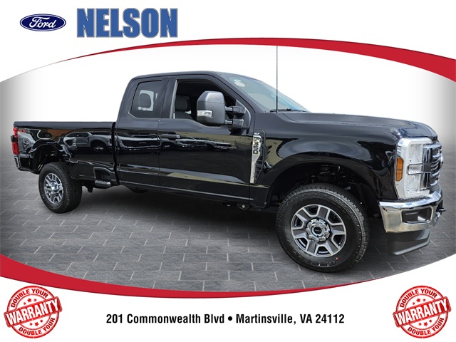 2025 Ford F-350 Super Duty XLT's photo