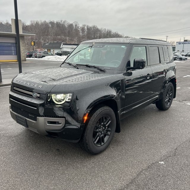 2023 Land Rover Defender X-Dynamic SE's photo