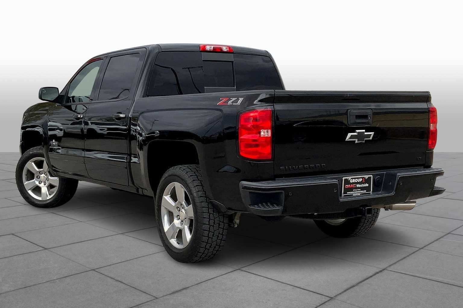2018 Chevrolet Silverado 1500 LT photo 10