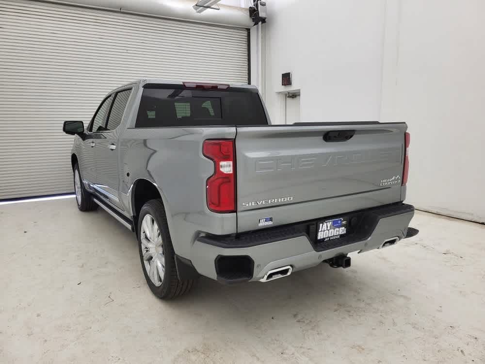 2025 Chevrolet Silverado High Country photo 25