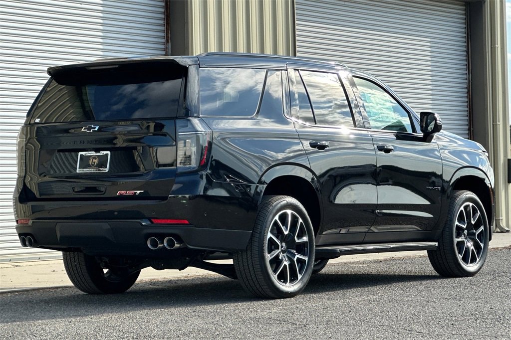 2025 Chevrolet Tahoe RST photo 5