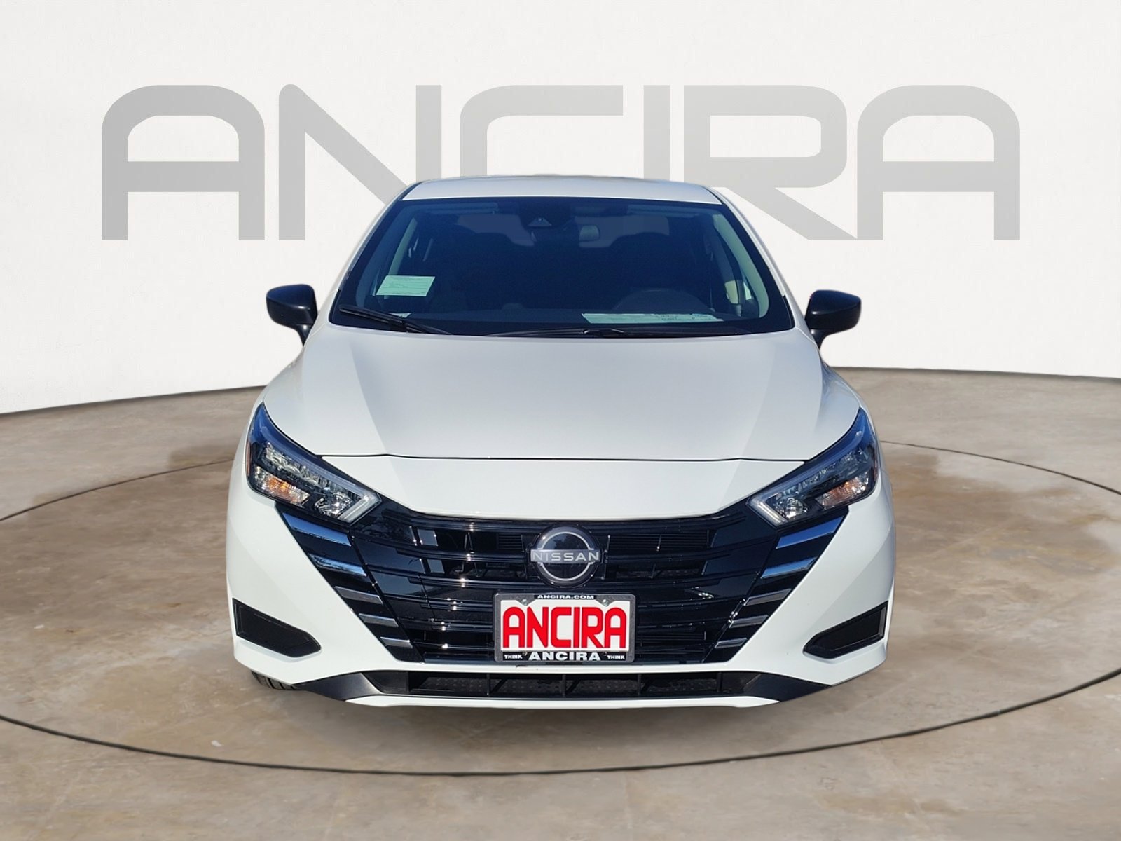2025 Nissan Versa S photo 4