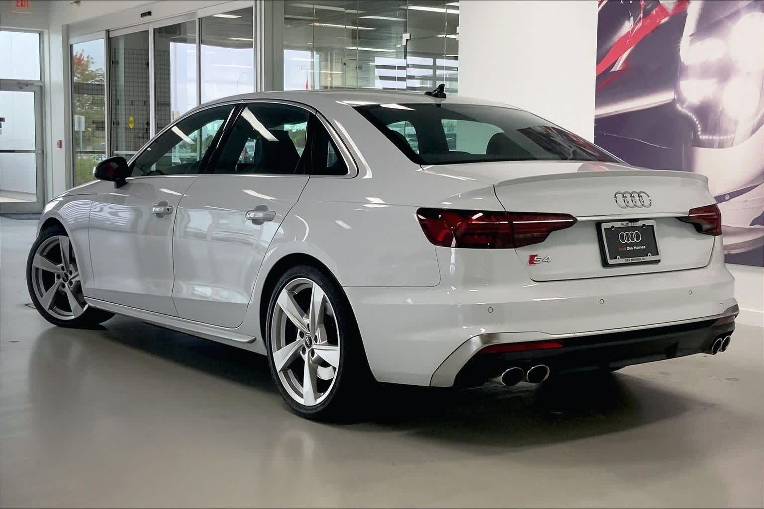 2024 Audi S4 Base Premium Plus photo 3