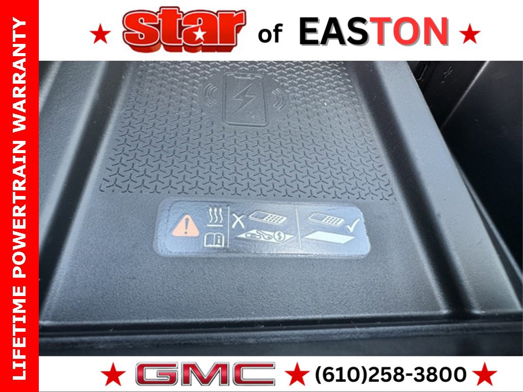 2026 Gmc Acadia AT4 photo 17