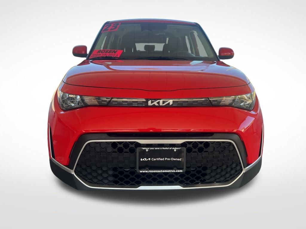 2023 Kia Soul S photo 2