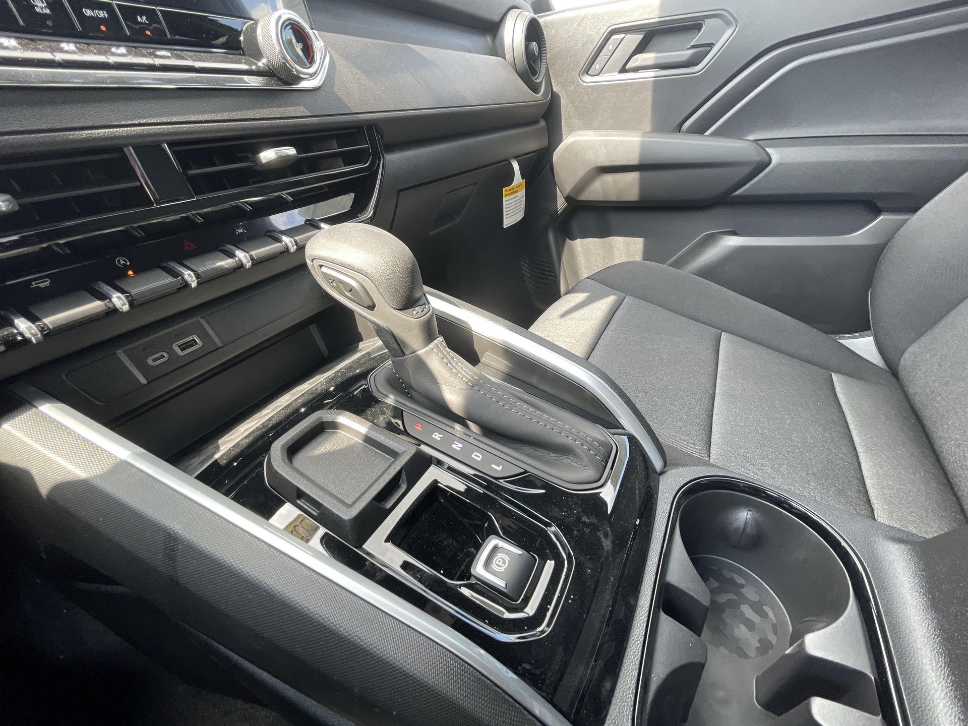 2026 Chevrolet Colorado Work Truck photo 40