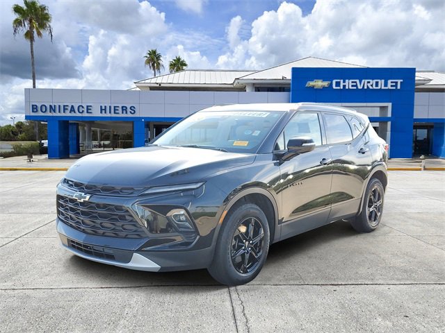 2024 Chevrolet Blazer 3LT photo 2