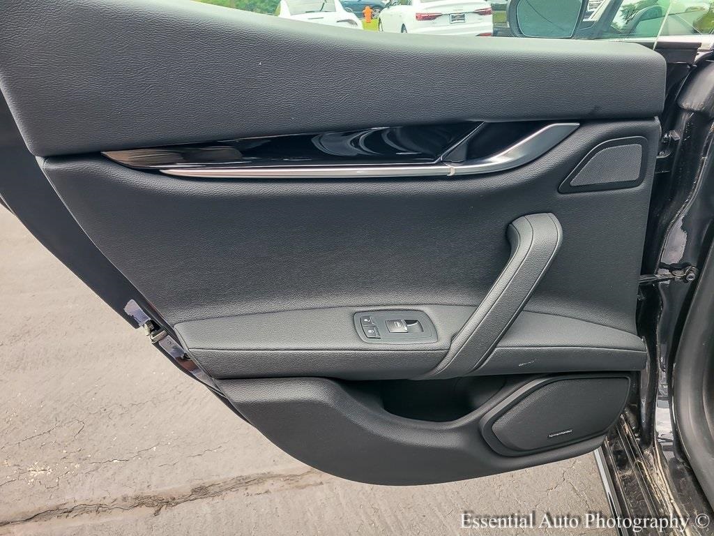 2022 Maserati Ghibli Modena Q4 photo 19