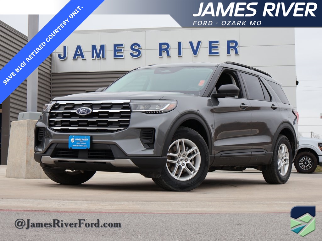 2026 Ford Explorer Active's photo