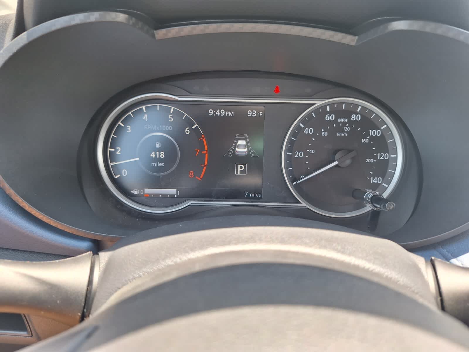 2025 Nissan Versa SV photo 14