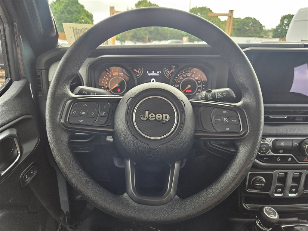 2025 Jeep Wrangler Sport photo 21