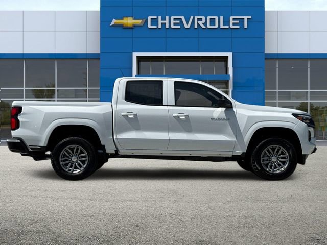 2026 Chevrolet Colorado LT photo 3