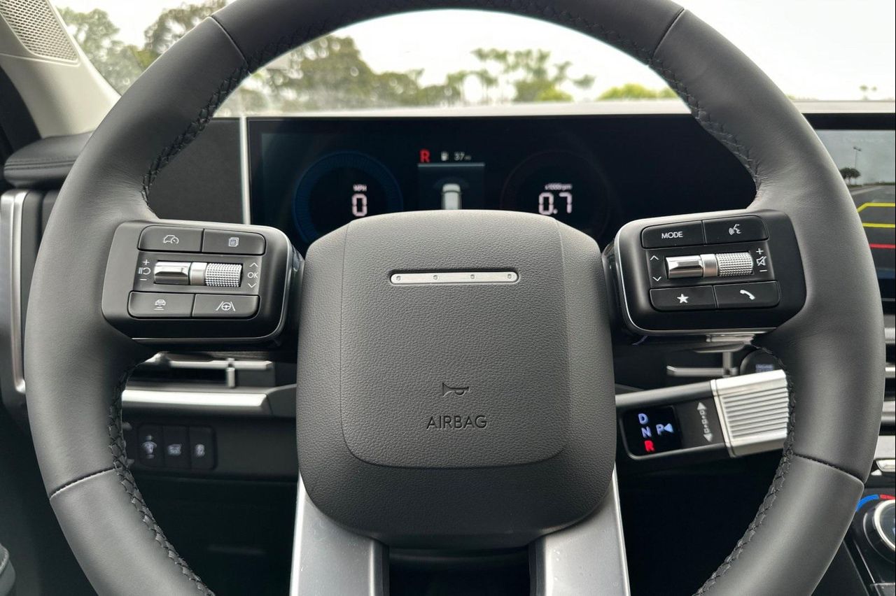 2025 Hyundai Santa Fe SEL photo 25