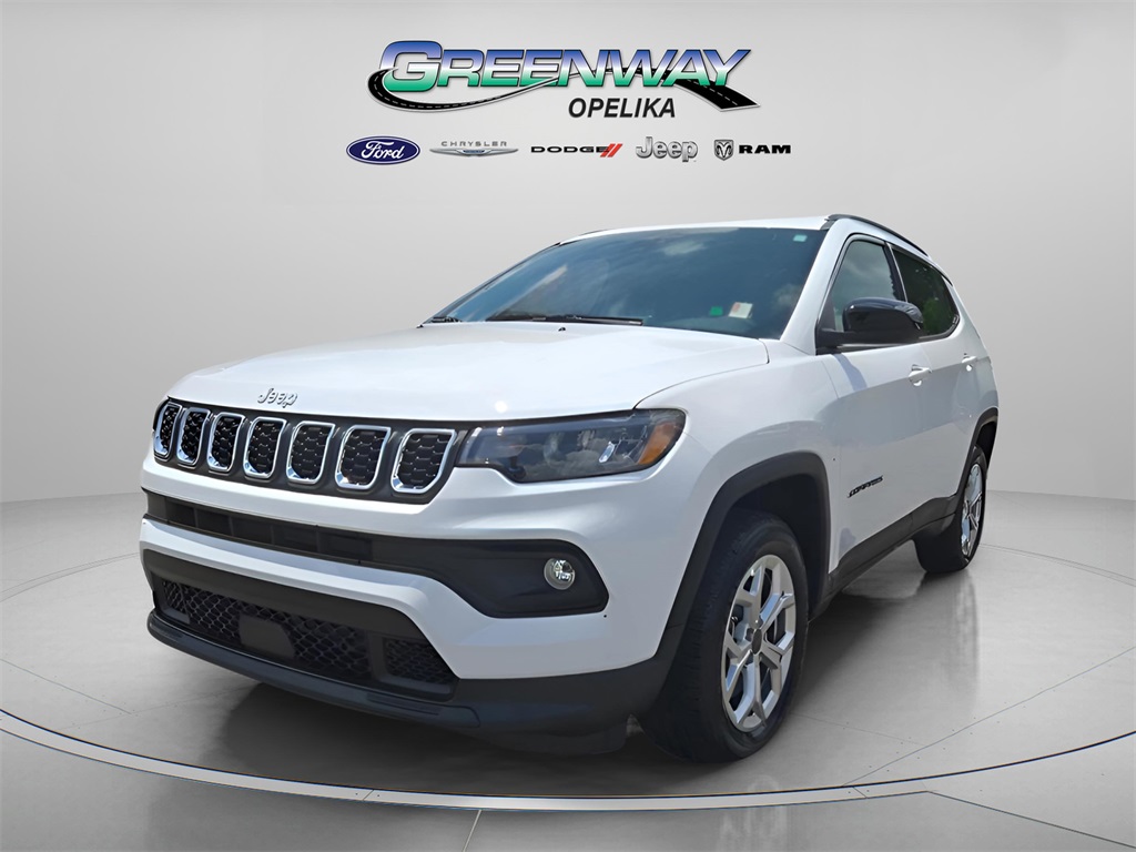2025 Jeep Compass Latitude photo 2