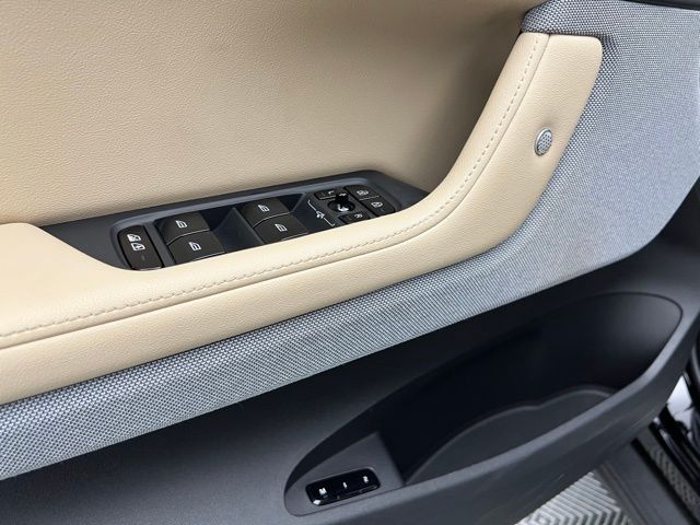 2022 Polestar PS2 e-AWD photo 37