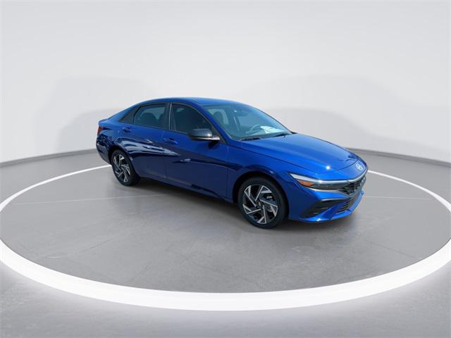 2025 Hyundai Elantra Hybrid SEL Sport photo 2