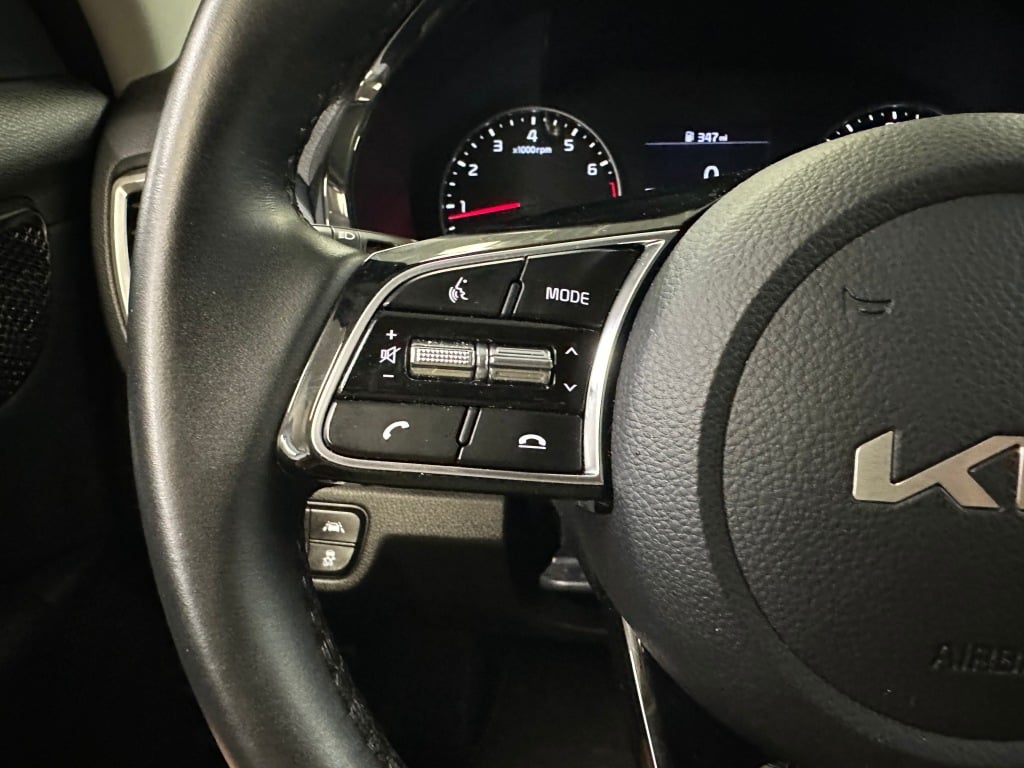 2023 Kia Seltos S photo 5