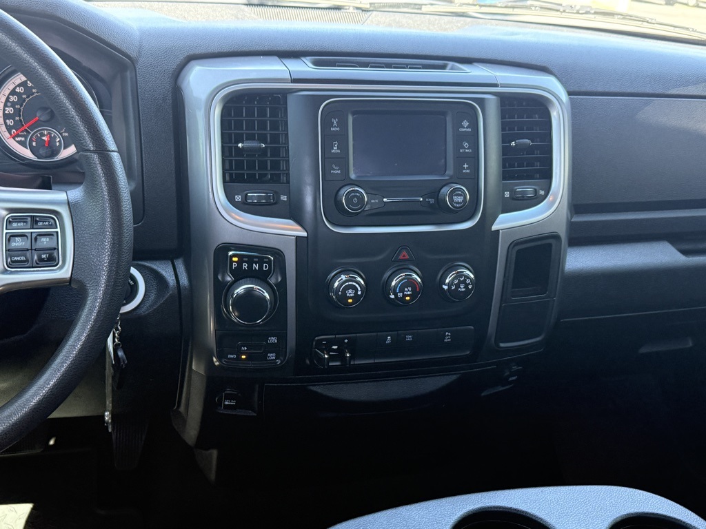 2022 Ram 1500 Classic Warlock photo 21