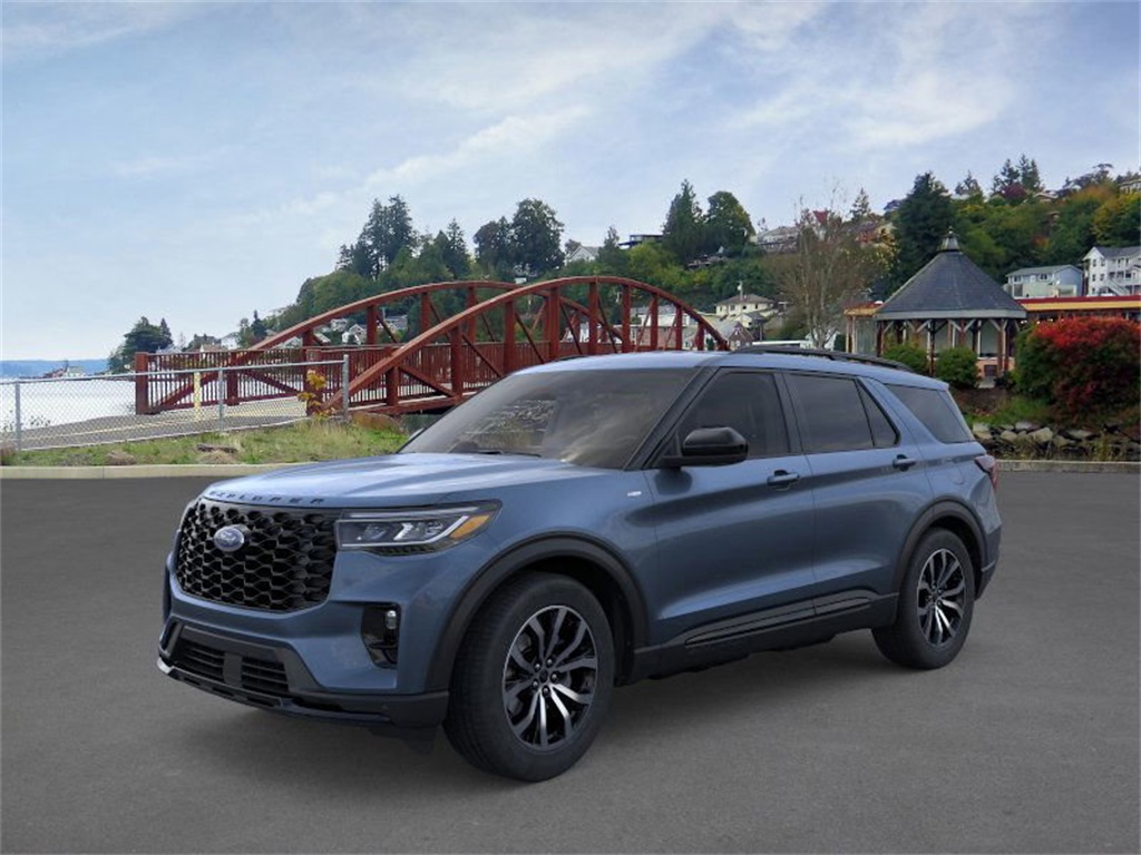 2025 Ford Explorer ST-LINE's photo