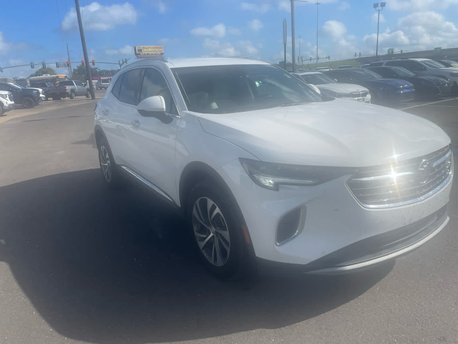 2023 Buick Envision Essence photo 3