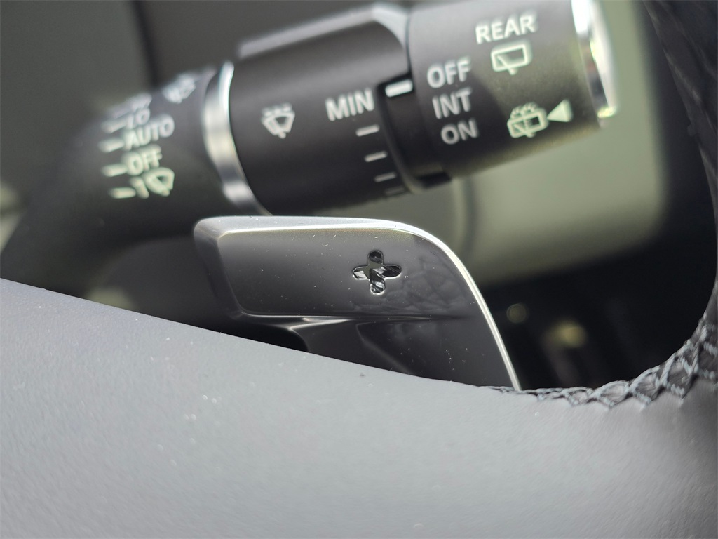 2025 Land Rover Range Rover Sport SE photo 15
