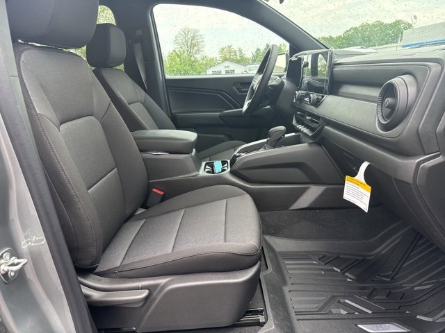 2025 Chevrolet Colorado LT photo 31