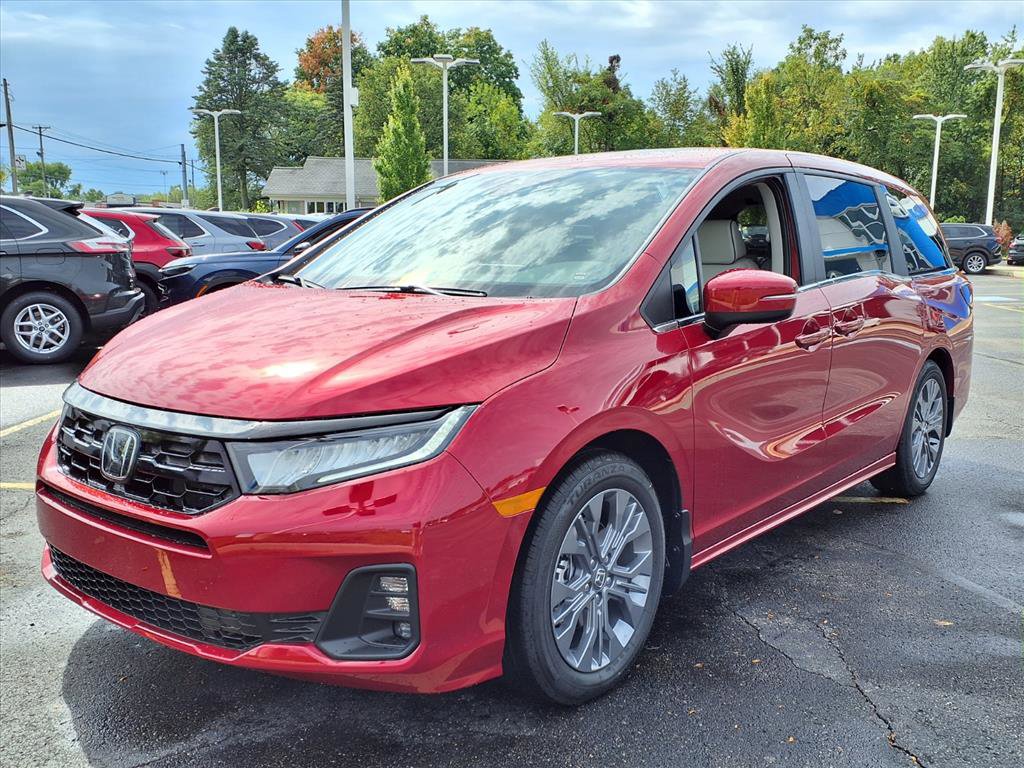 2026 Honda Odyssey Touring photo 2