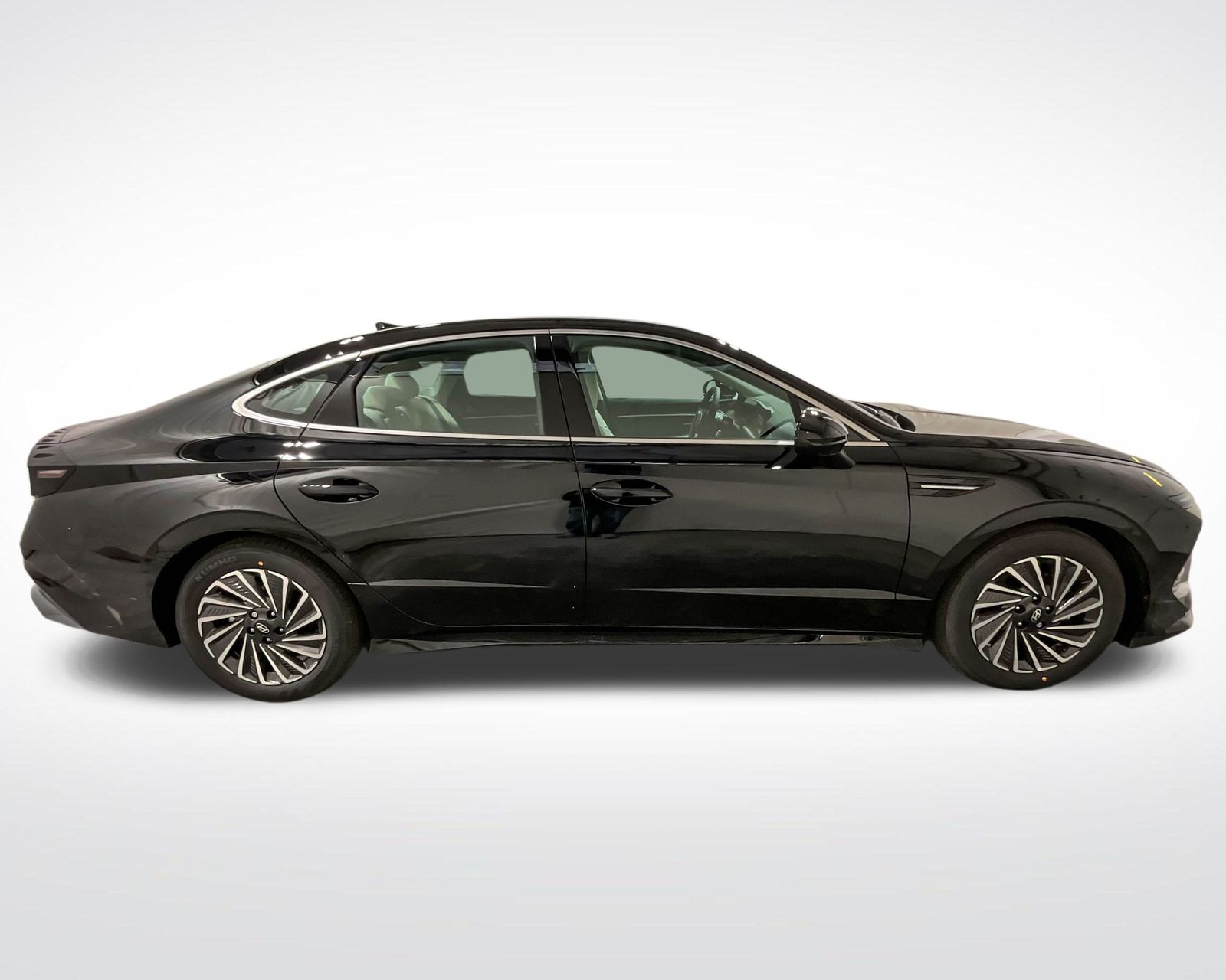 2025 Hyundai Sonata Hybrid SEL photo 4
