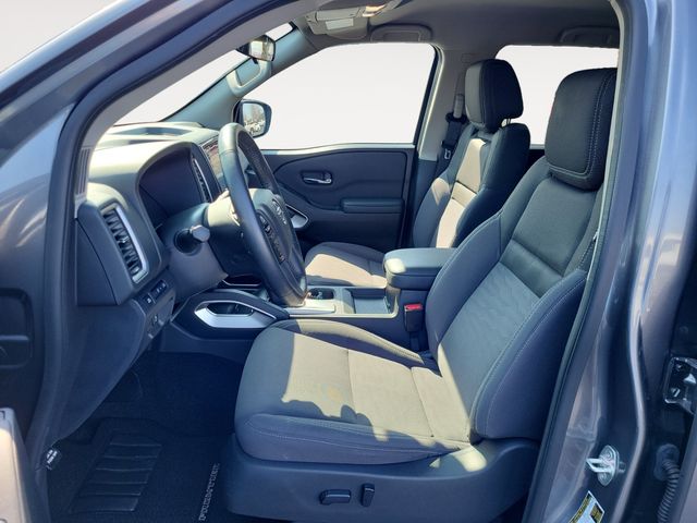 2023 Nissan Frontier SV photo 10