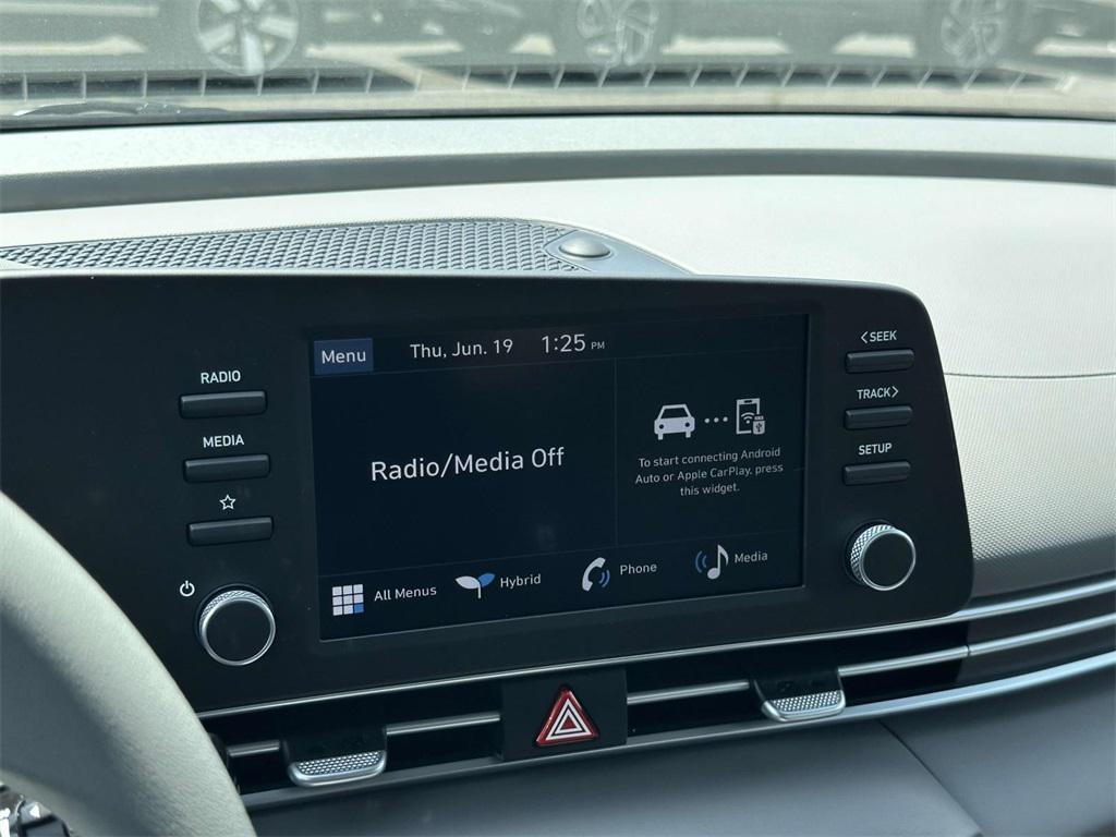 2025 Hyundai Elantra Hybrid Blue photo 2